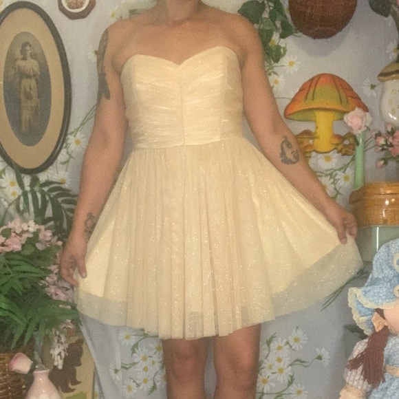 Jill Stuart gold sparkle ruched mesh mini dress - Picture 2 of 9